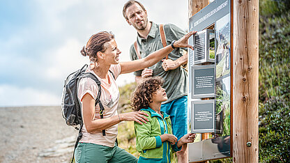 Familie in der Alpenwelt Nova